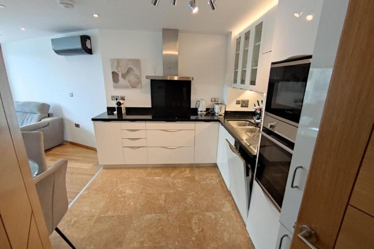 Seaside Serenity Oasis - High Floor - Stunning Views Gibraltar Luaran gambar