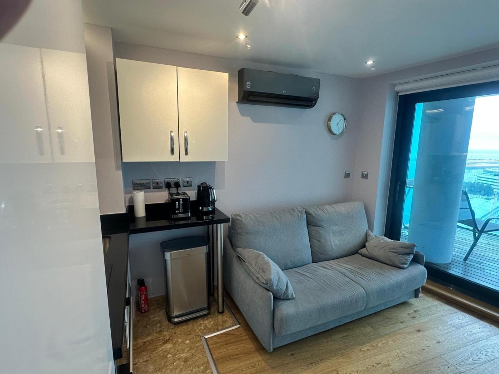 Seaside Serenity Oasis - High Floor - Stunning Views Gibraltar Luaran gambar